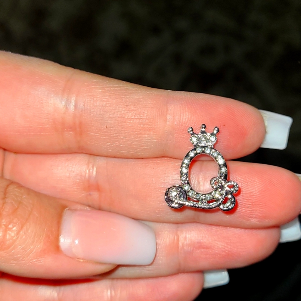 Queen Charm 👸
